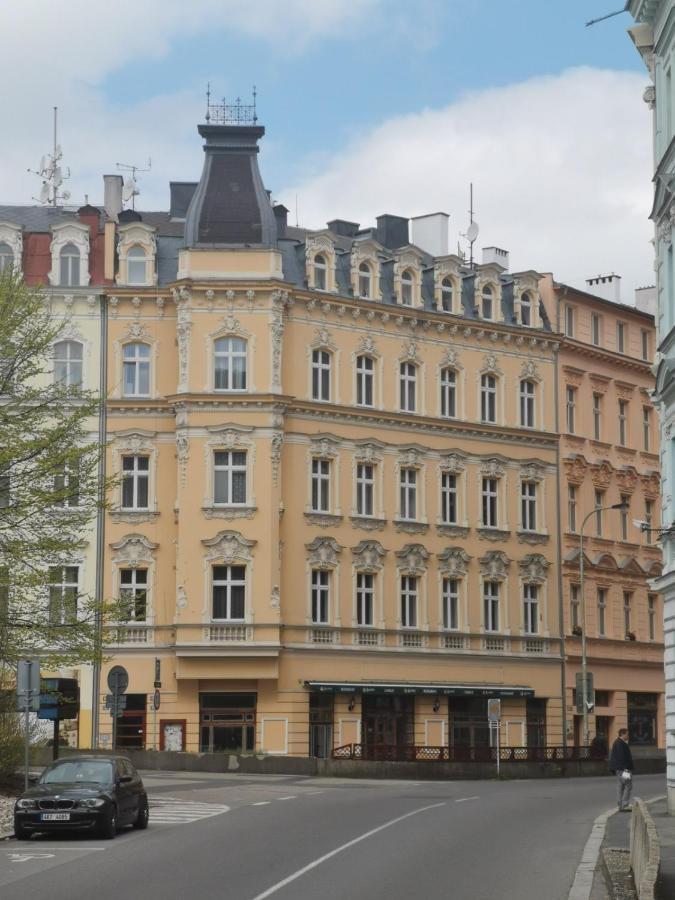 Apartmány u Hotelu Thermal KV Karlovy Vary Exterior foto